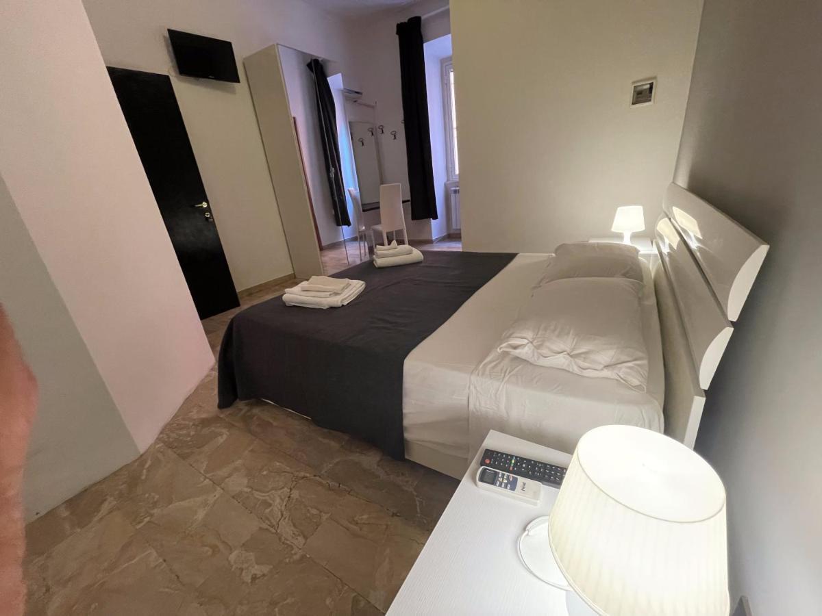 Sleepy Max Hotel Rome Exterior photo